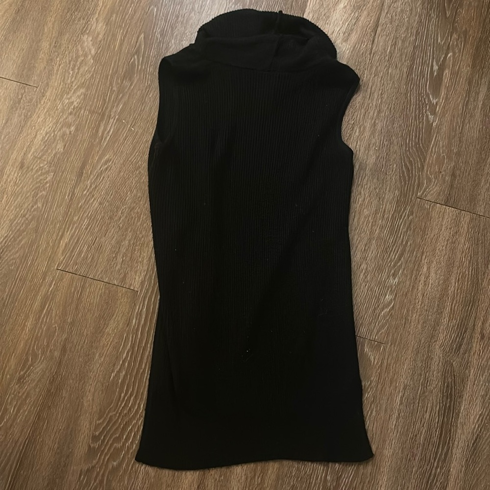Turtle neck sweater fabric tank